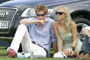 28395El príncipe Harry y Chelsy Davy vuelven a ser pareja