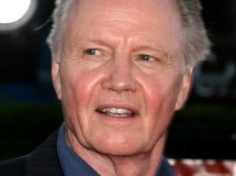 Jon Voight habla sobre la madre de Brad Pitt