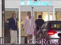 Blanca Cuesta da a luz a su tercer hijo con visita de Carmen Thyssen