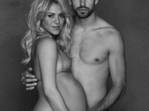 El posado solidario de Shakira y Gerard Piqué