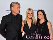 Jessica Simpson, sus padres luchan por su dinero