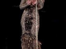 Jennifer Lopez ya tiene su propia compañia de telefonía móvil