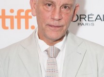 John Malkovich salva la vida de un hombre en Toronto