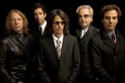 Foreigner editan su nuevo trabajo, Feels like the first time, en septiembre