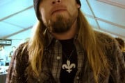 Drowning Pool, se marcha su cantante