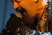 Rob Halford, demandado por su manager personal