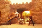 6749Alternate Reality protagonizan el peor video de heavy metal del año