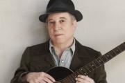7406Paul Simon se prepara para el aniversario de “Graceland”