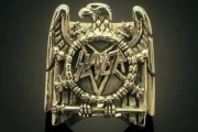 8161Sale a la venta un anillo de Slayer
