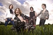 The Darkness, escucha “Nothing´s gonna stop us”