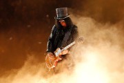 9466Slash estaría encantado de tocar con Guns n´ Roses