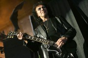 9432Tony Iommi, últimas noticias sobre su enfermedad