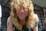 9558Steven Adler, comentarios críticos sobre Axl Rose