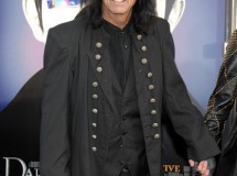 Alice Cooper prepara un disco de versiones