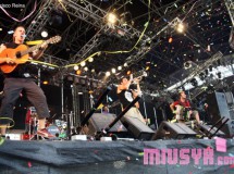 Crónica de La Pegatina en el Aúpa Lumbreiras!! 2012: tonto el que no bote