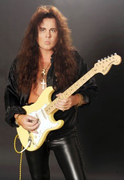 Yngwie-Malmsteen-02