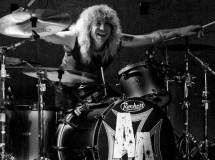 Steven Adler quiere superar sus problemas de alcoholismo