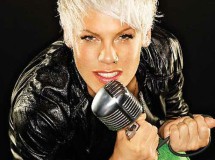 “Just give me a reason” es el tercer sencillo extraído del último álbum de Pink