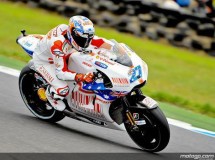 Casey Stoner gana en Australia con Rossi 2º, Pedrosa 3º y Lorenzo KO