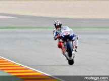Jorge Lorenzo muy enfadado con Rossi por las últimas vueltas en Motegi