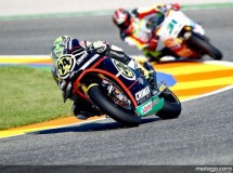 Toni Elías le roba la cartera a Iannone y se coloca como poleman de Moto2 en Cheste