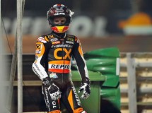 Marc Márquez se cae en Qatar y confiesa estar muy enfadado consigo mismo