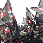 Los incondicionales espartanos de Lorenzo tiñen de negro la tribuna C-2 de Jerez