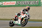 Rea consigue la victoria en la 1ª manga de las SBK en Assen