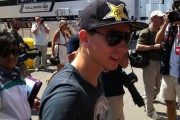 Los moteros disfrutan con la F1 en Catalunya, entre ellos Lorenzo