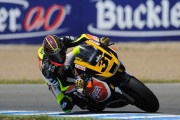 Carmelo Morales machaca los tiempos y marca la pole de Moto2 CEV en Motorland
