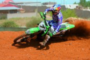 Jonathan Barragán sigue imparable en el Nacional de MX con doblete en La Bañeza