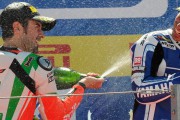 Melandri consigue la victoria en la manga 1 de SBK en Motorland