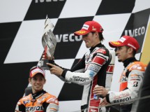 El Yamaha Factory Racing contento con el resultado de Spies y frustrados por el incidente de Lorenzo
