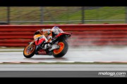 Casey Stoner el más rápido del Warm up mojado de MotoGP en Silverstone