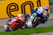 13435Kenny Noyes acaba la carrera de Moto2 en Alemania con la maneta doblada