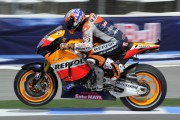 14053Casey Stoner se lesionó en Assen y ha corrido tocado en MotoGP