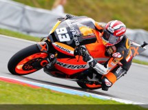 Marc Márquez consigue el mejor tiempo del warm up de Moto2 en Brno
