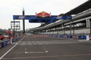 15673El JiR Moto2 y Alex De Angelis a seguir peleando con los mejores en Indy