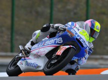 Jornada de entrenos complicados para Viñales y Gadea en 125cc en Brno
