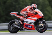 15128Hayden y Rossi a por todas con la GP11.1 tras el test de Brno