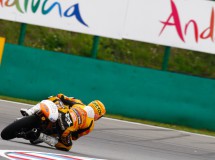 Alberto Moncayo con buen feeling en 125cc en Brno