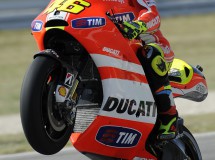 Valentino Rossi y Hayden saldrán 11º y 15º en Misano