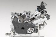 19816Honda Integra, con nuevo motor de 700cc de alta eficiencia
