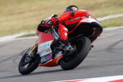 19421El Team Machado confirma la noticia de Miguel Oliveira