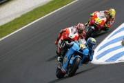21441Bautista acaba por el suelo en Phillip Island