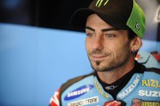 24183John Hopkins con el Crescent Suzuki en Superbikes 2012
