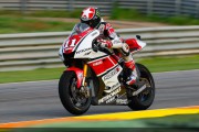 23200Stoner pone el punto final a MotoGP 2011 en Valencia