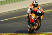 24081Dani Pedrosa podría pasar por el quirófano de nuevo