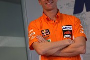 Marc Coma y Joan Pedrero presentan su equipo para el Dakar 2012