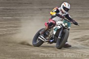 25822Ducati D16RR Street Tracker, la Desmosedici RR de tierra